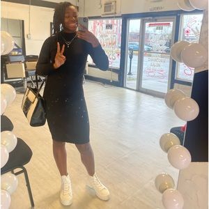 Meet your Posher, Lauria